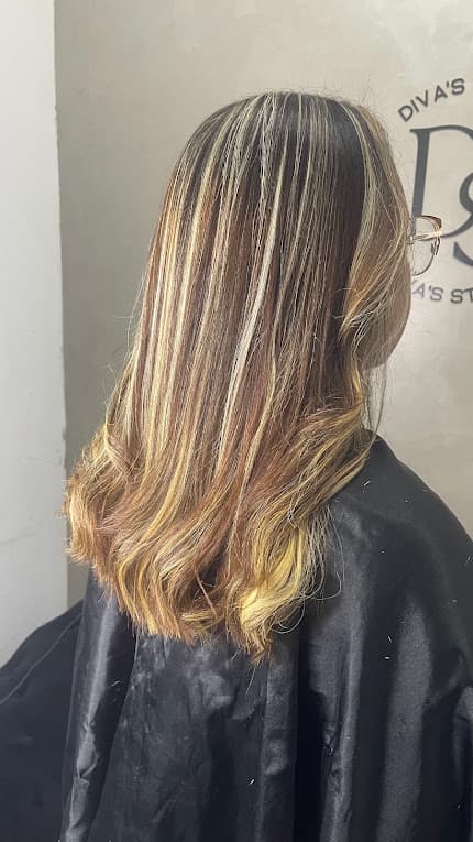 Luzes loiras com acabamento em ondas